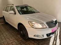 Pogled desno spredaj