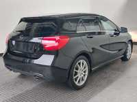 Vista trasera derecha