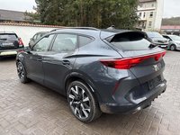 Вид сзади слева