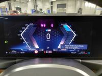 Pohľad na združený prístroj na palubnej doske