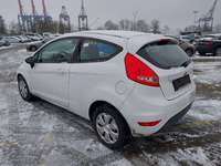 Pogled od pozadi levo