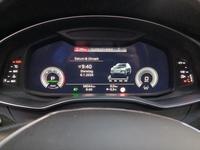 Pohled na přístrojovou desku