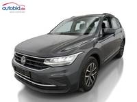 Pogled od napred levo