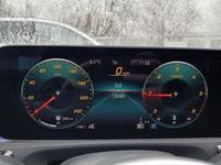 Pogled na kombinovani instrument