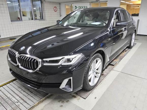 Вид спереди слева