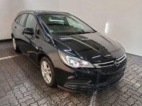 Pogled desno spredaj