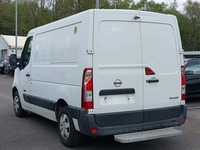 Aanzicht achter links