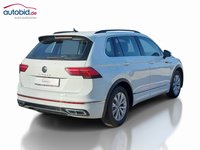 Pogled od pozadi desno