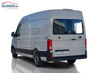 Pogled od pozadi levo