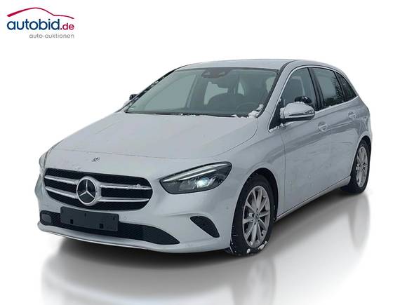 Pogled od napred levo