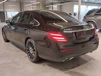 Vista trasera izquierda