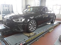 Pogled od napred levo