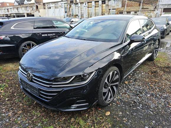 Pogled od napred levo