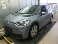 Pogled od napred levo