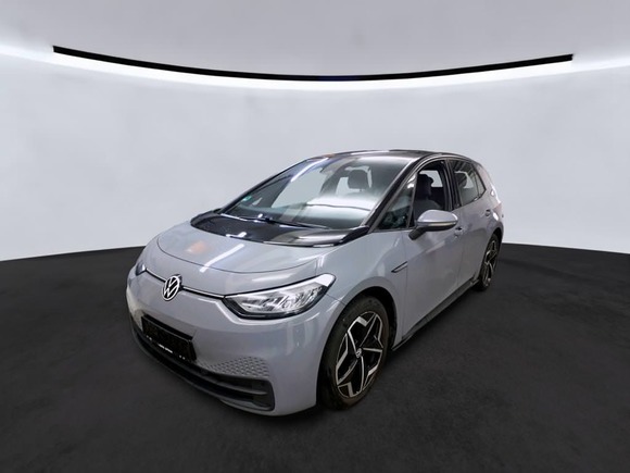 Pogled od napred levo