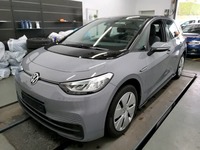 Pogled od napred levo