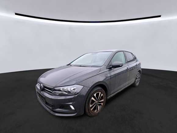 Pogled od napred levo