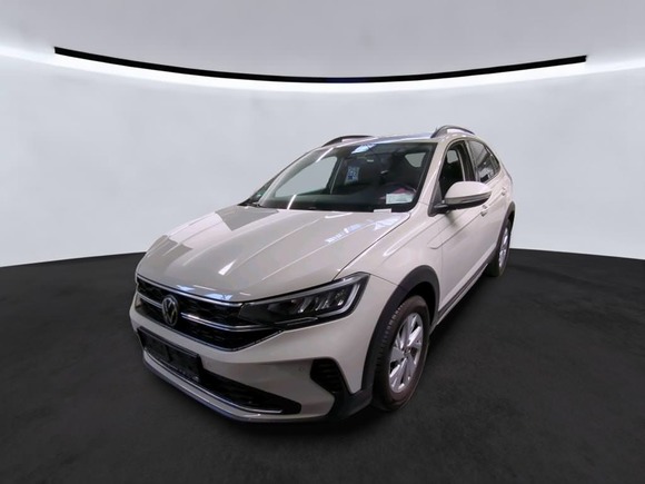 Pogled od napred levo