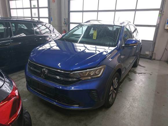 Pogled od napred levo