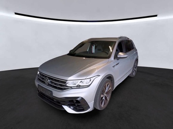 Pogled od napred levo