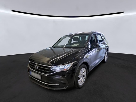 Pogled od napred levo