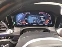 Pohľad na združený prístroj na palubnej doske