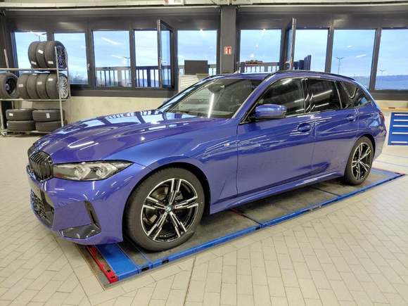 Pogled od napred levo