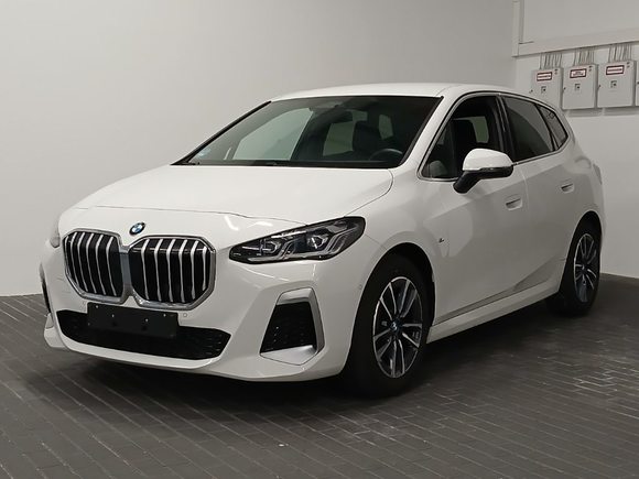 Náhľad spredu zľava