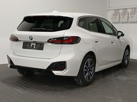 Náhľad zozadu sprava