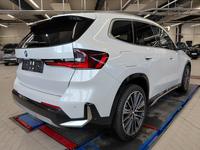 Náhľad zozadu sprava