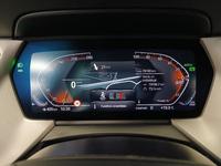 Pohľad na združený prístroj na palubnej doske