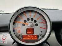 Pogled na kombinovani instrument