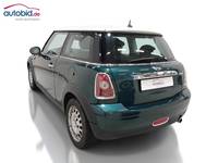 Pogled od pozadi levo