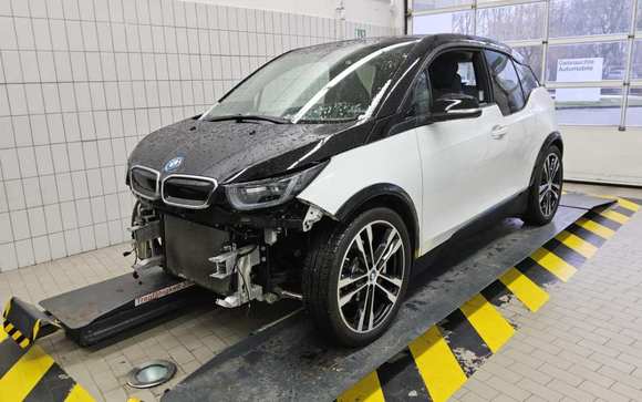 Náhľad spredu zľava