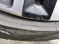 сзади справа