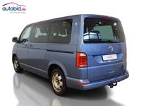 Pogled od pozadi levo