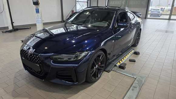 Vista anteriore sinistra