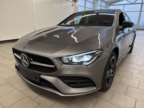 Pogled od napred levo