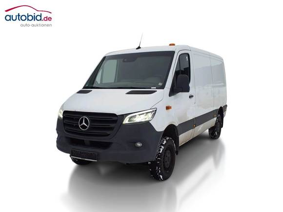 Pogled sprijeda lijevo