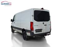 Pogled straga lijevo