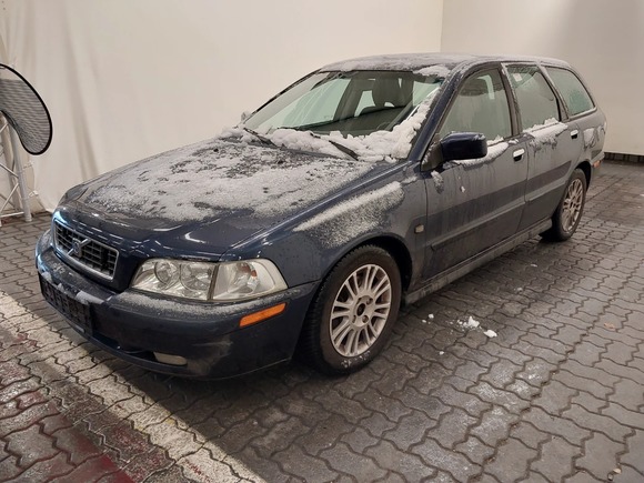 Pogled od napred levo