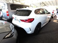 Náhľad zozadu sprava