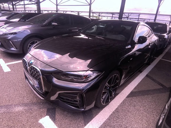 Náhled zpředu zleva