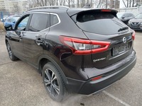 Vaade tagant vasakult