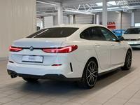 Náhľad zozadu sprava