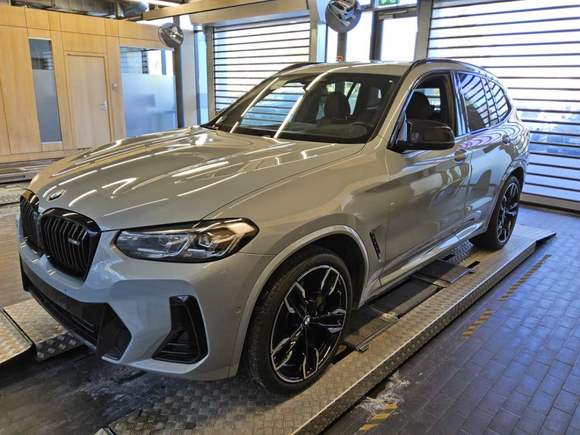 Pogled sprijeda lijevo