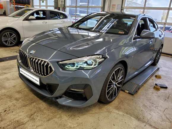 Náhľad spredu zľava