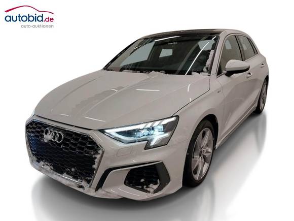 Pogled od napred levo