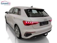 Pogled od pozadi levo