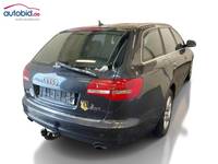 Pogled od pozadi desno